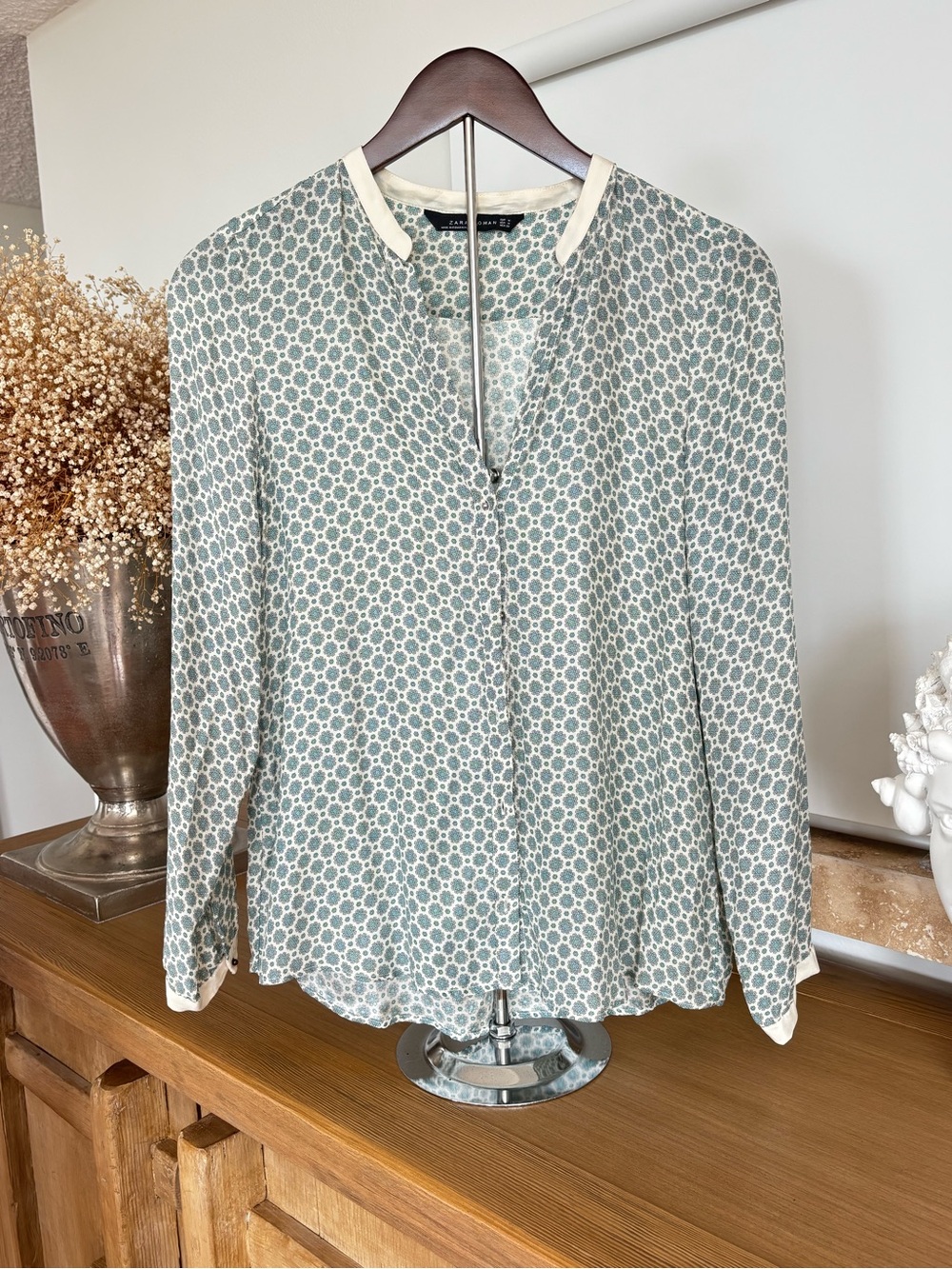 Zara 100% Mulberry Silk Floral Blouse M Ivory Teal Quiet Luxury Autumn Chic Fall - Picture 3 of 16